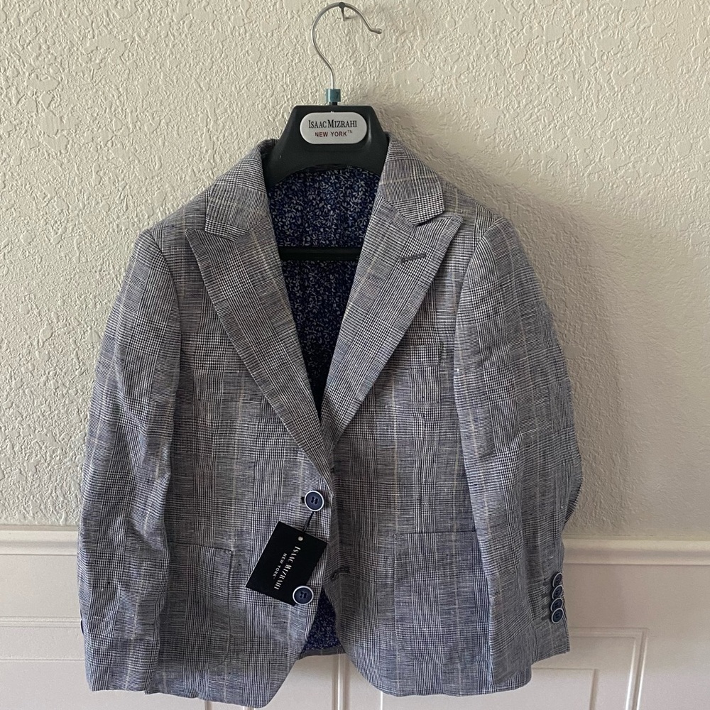Issac Mizrahi Size 6 New Condition with Tags.
